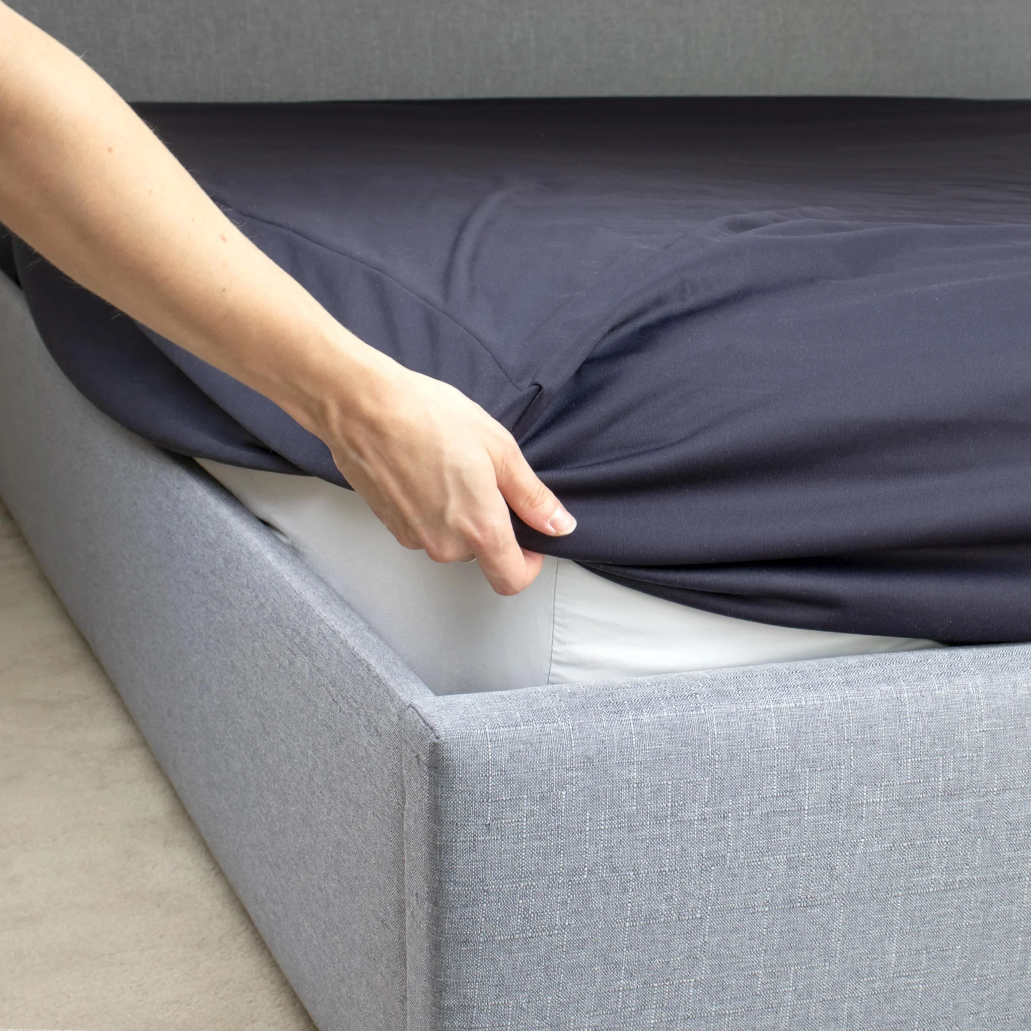 Fitted Waterproof Bed Sheet - Image 2